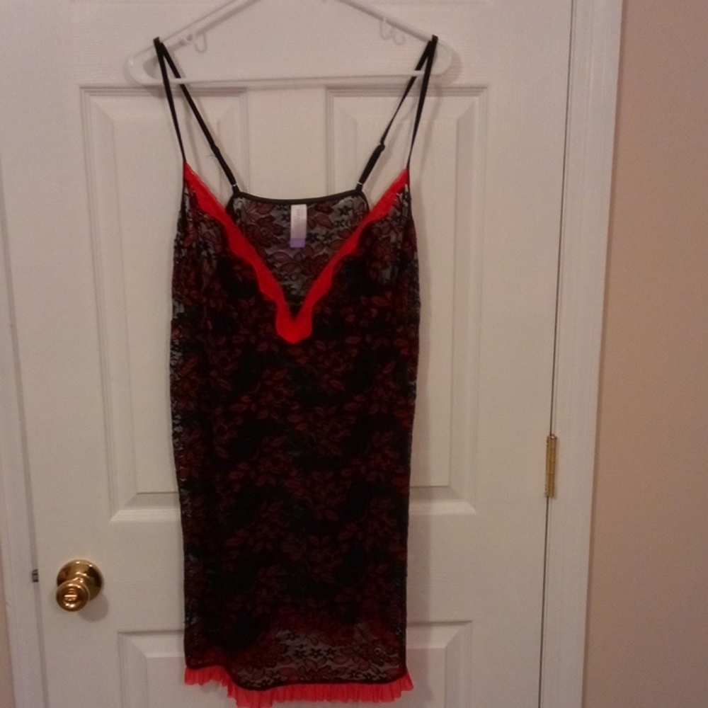 Sexy intimate lingerie gown red and black kisses